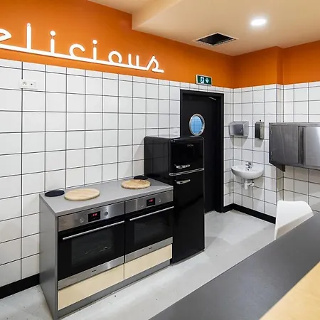 Aparthotel Chillout Dorm *