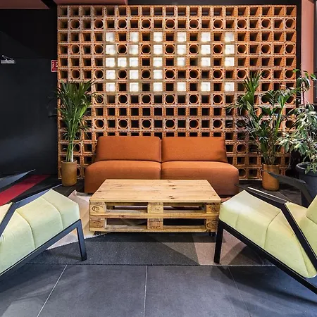 Chillout Dorm Aparthotel Lodz (Lodz)